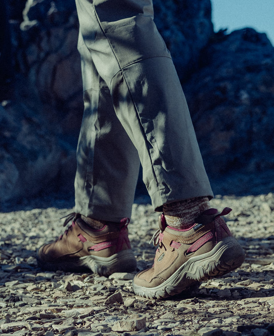 Women's Targhee IV Wide Waterproof Hiking Shoe Alloy/Granite Green