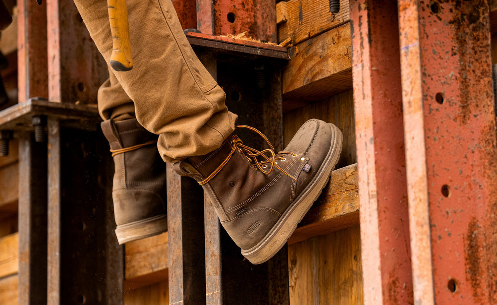 Men's Liberty 8" Waterproof Boot (Carbon Toe) Chestnut/Gum