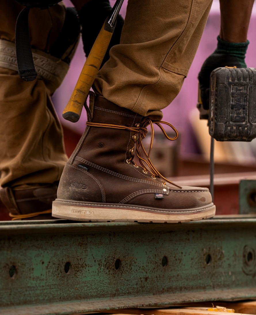 Men's Liberty 8" Waterproof Boot (Carbon Toe) Chestnut/Gum