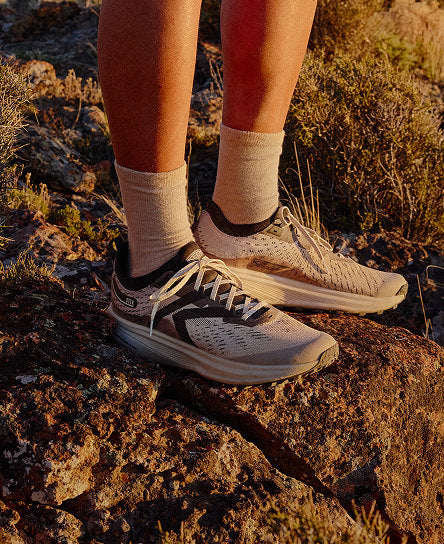 Men's Seek Trail Running Shoe Black/Sunset Sand