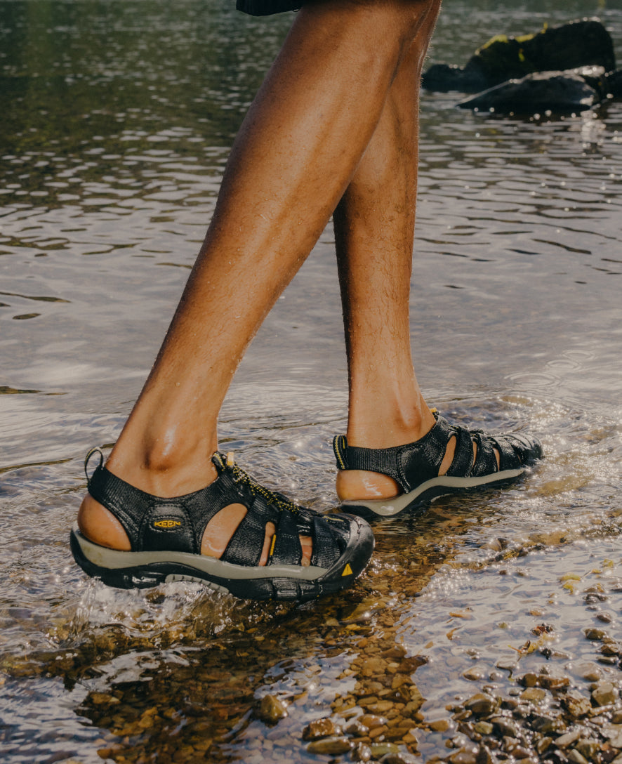 Men's Newport H2 Sandal Monochrome/Golden Cyprus